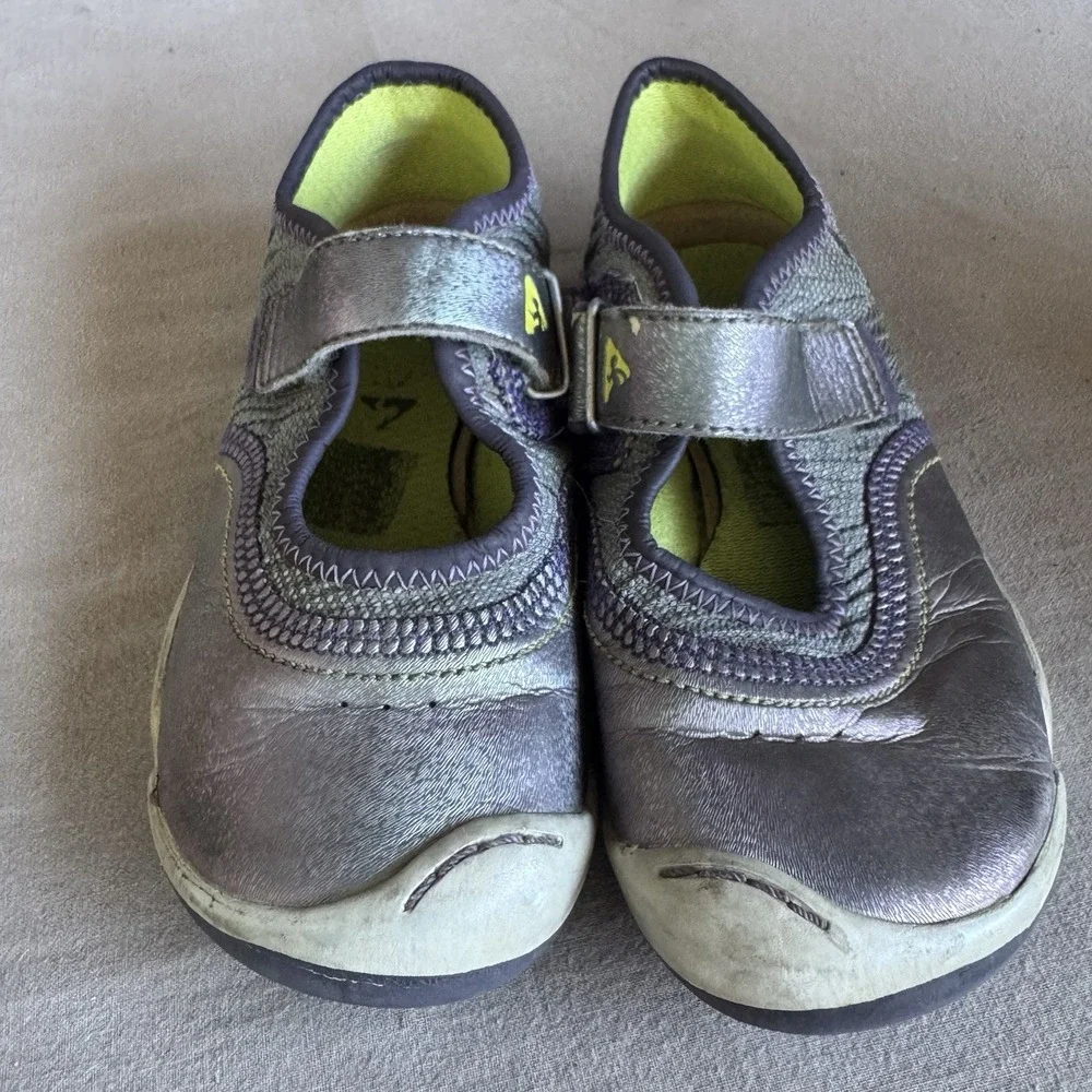 Size 11.5c - Plae Emme Metallic Purple Shoes